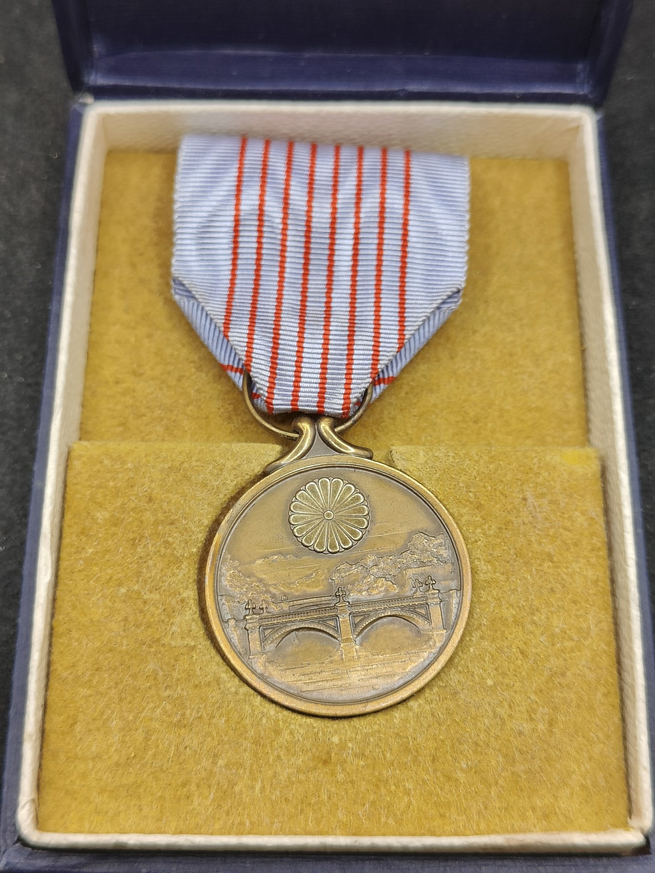 全场0元起拍 第142期 咸鱼国勋章拍卖专场 3月27日（周三）下午6：00开始 女版盒 纪元2600纪念章