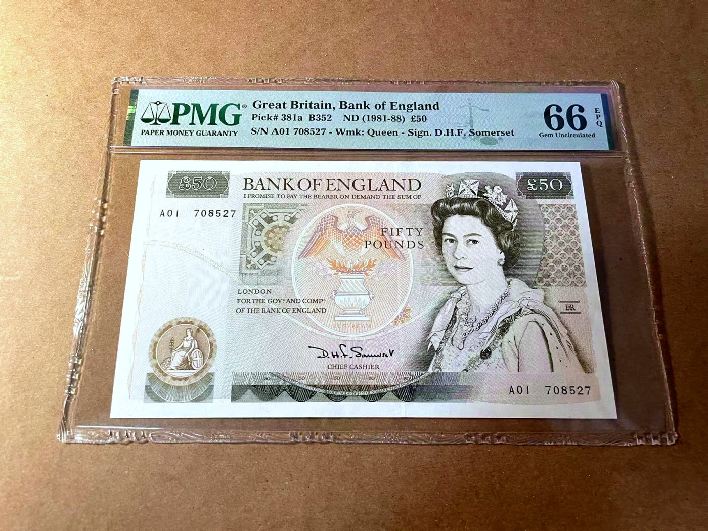 【Blue Auction】✨世界纸币精拍第450期——英伦三岛专场 【p381a A01】英格兰1981-88年50镑 PMG66EPQ 无金属线首冠