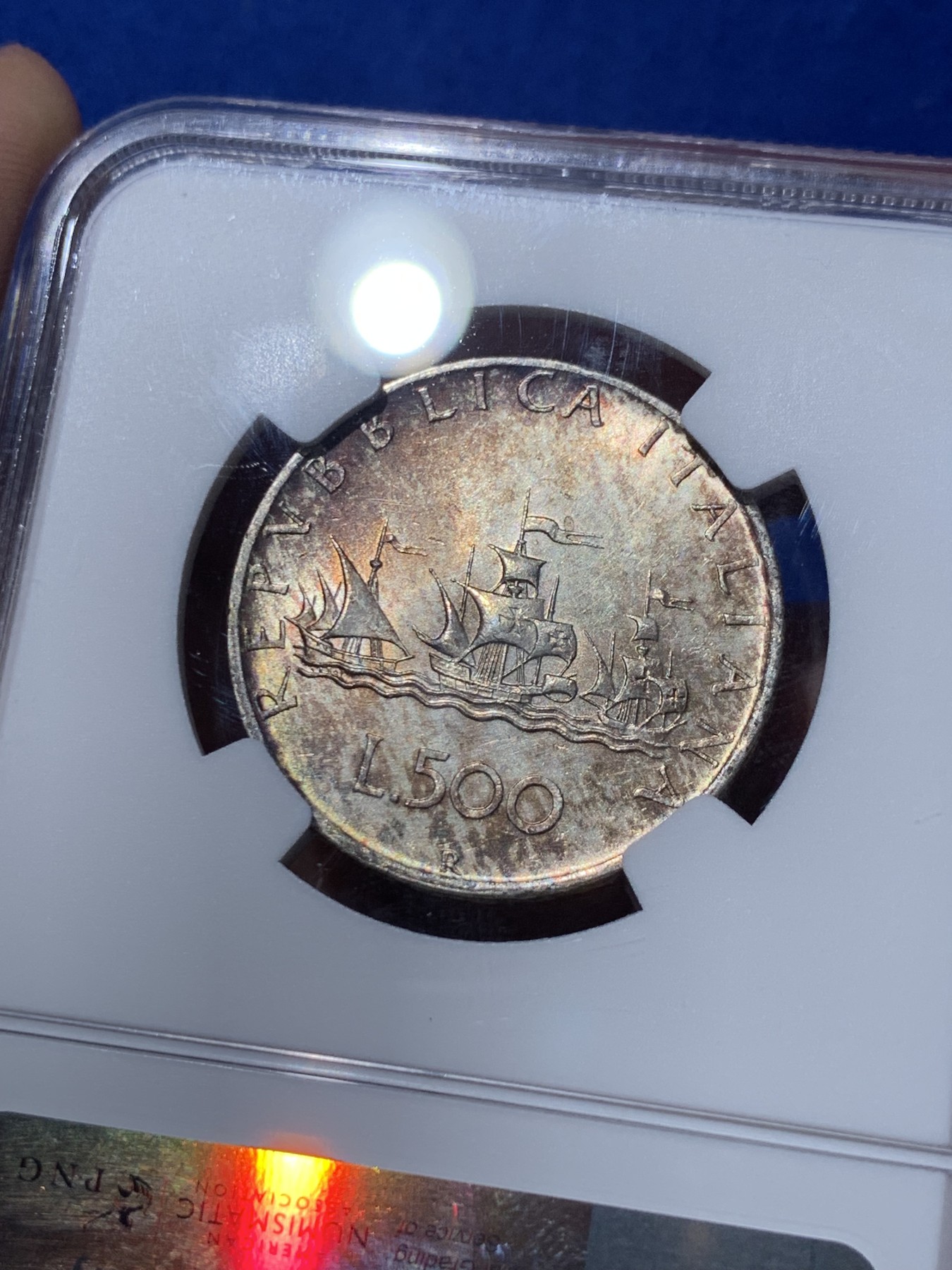 《竞宝斋》第252场-周日，周一2场连拍 (全场包邮) NGC MS63 意大利1959年500里拉银币，早期少见年份，双面带彩，人妻面重绿彩包浆，到手效果惊人，重彩包浆实属难得