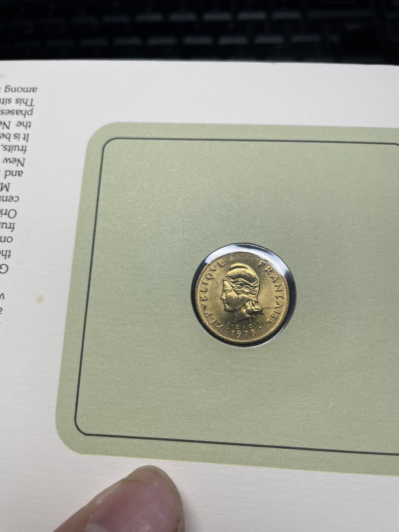 2024年集古藏今外币拍卖第三期-第1场—硬币上的鸟类专场（总第21拍） 1978年法属新赫布里底2法郎—粽鹃鸠