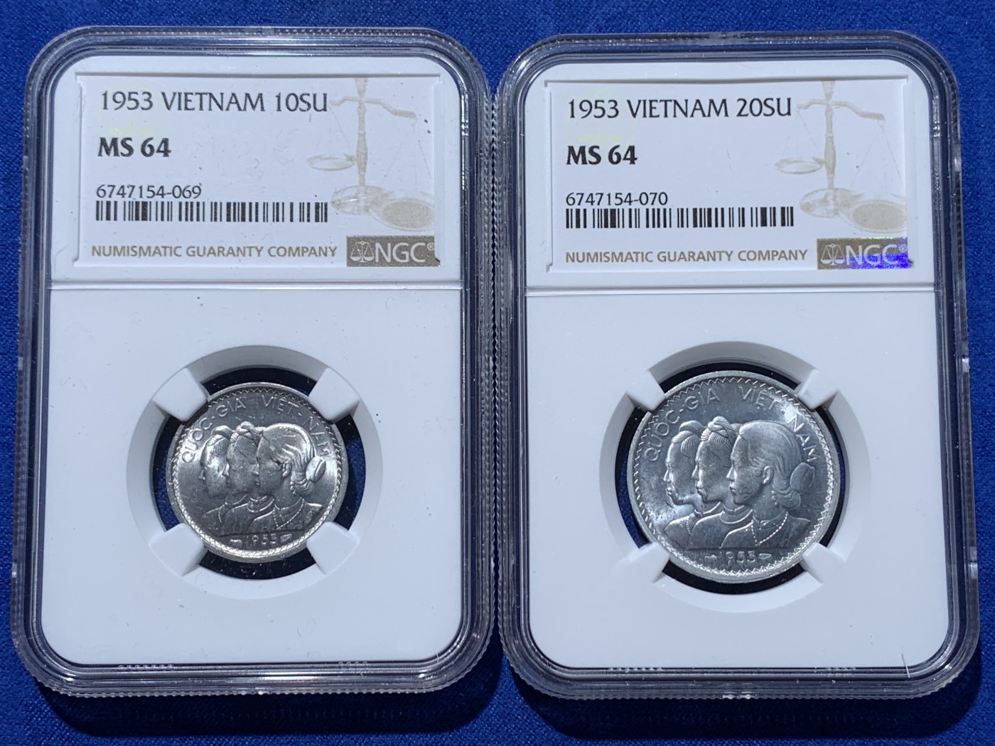 《竞宝斋》第252场-周日，周一2场连拍 (全场包邮) 两枚一组 NGC MS64 越南1953年10苏，20苏铝币一对