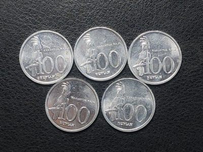 世界各国普币捡漏专场(第三场) - 印度尼西亚鸟版100卢比五枚