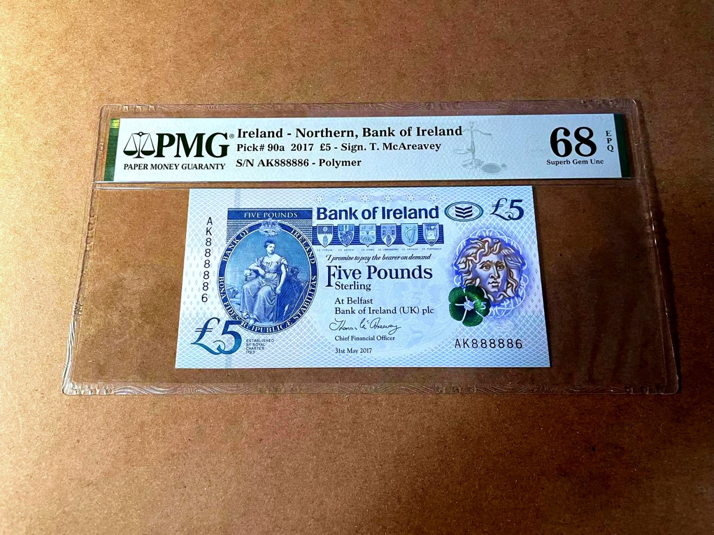 【Blue Auction】✨世界纸币精拍第450期——英伦三岛专场 【p90a 近全同8 倒置号】北爱尔兰 2017年5镑 PMG68EPQ 超高分