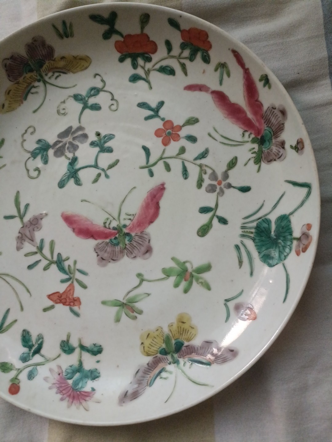 晚清花蝶绵绵盘子