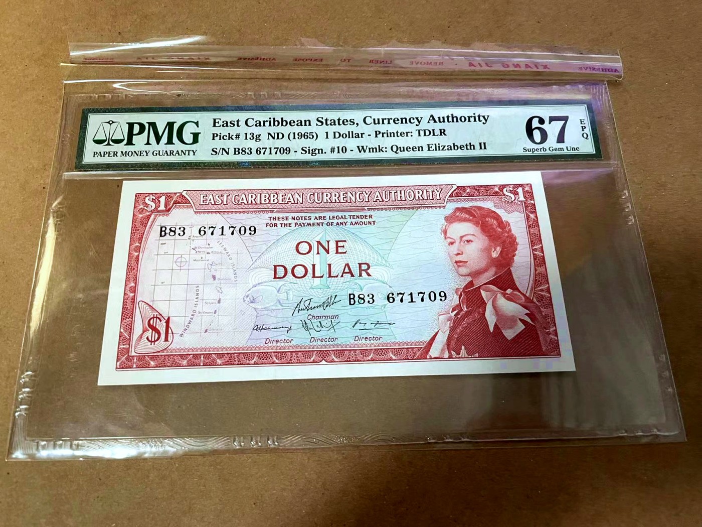 【Blue Auction】✨世界纸币精拍第454期【精】 东加勒比 1965年1元 戎装女王 PMG67EPQ 高分