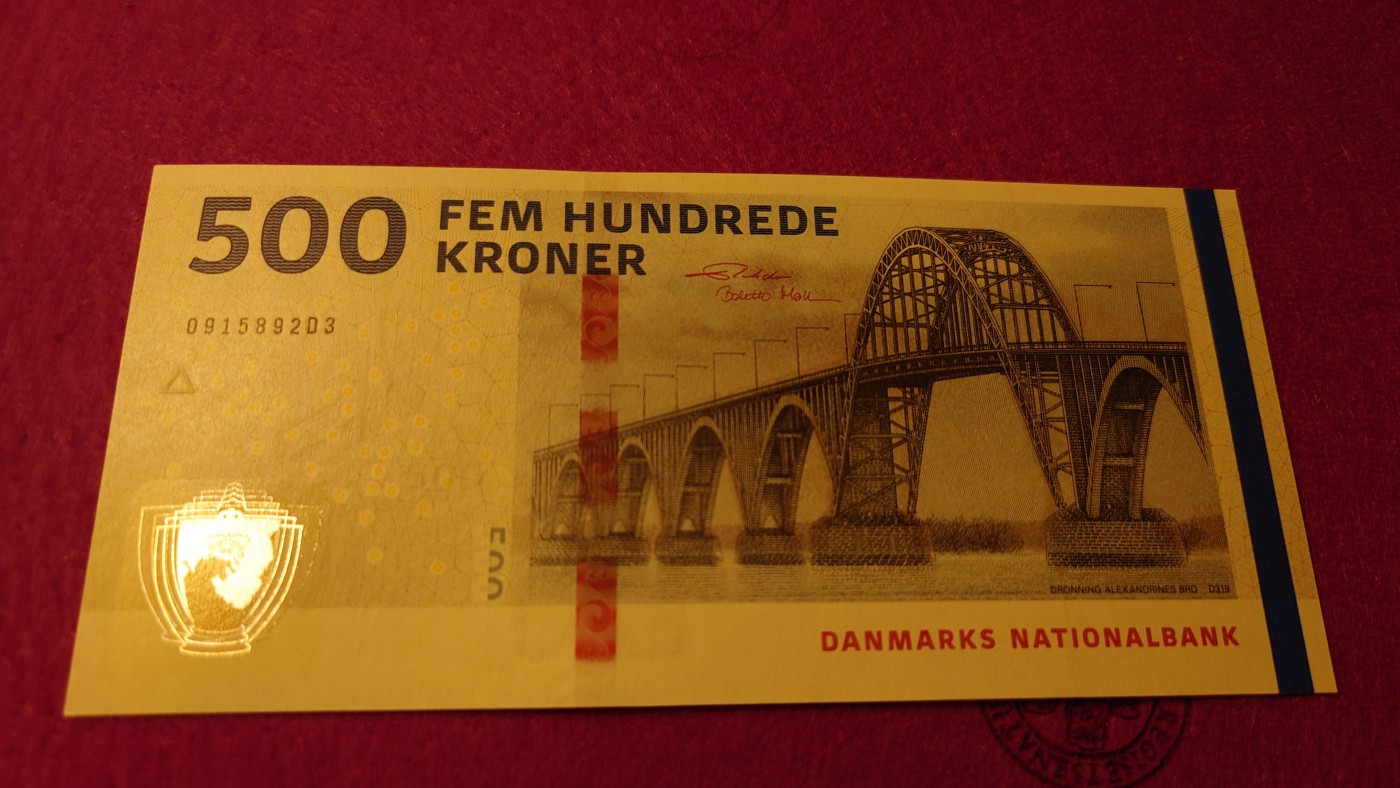 【世界钱币】精选微拍第99期暨2024年第10期  少量新品裸钞和评级币 2019年丹麦500克朗 全新绝品无47尾号892