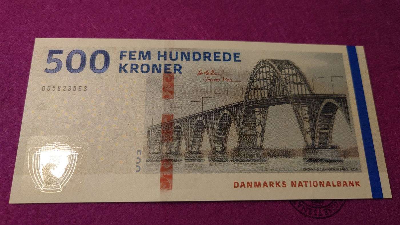 【世界钱币】精选微拍第99期暨2024年第10期  少量新品裸钞和评级币 2019年丹麦500克朗 全新绝品无47尾号235