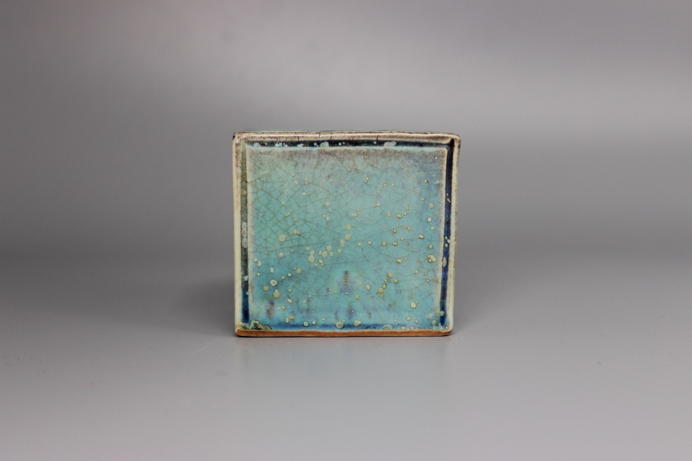 文物商店库出专场 绿釉笔插