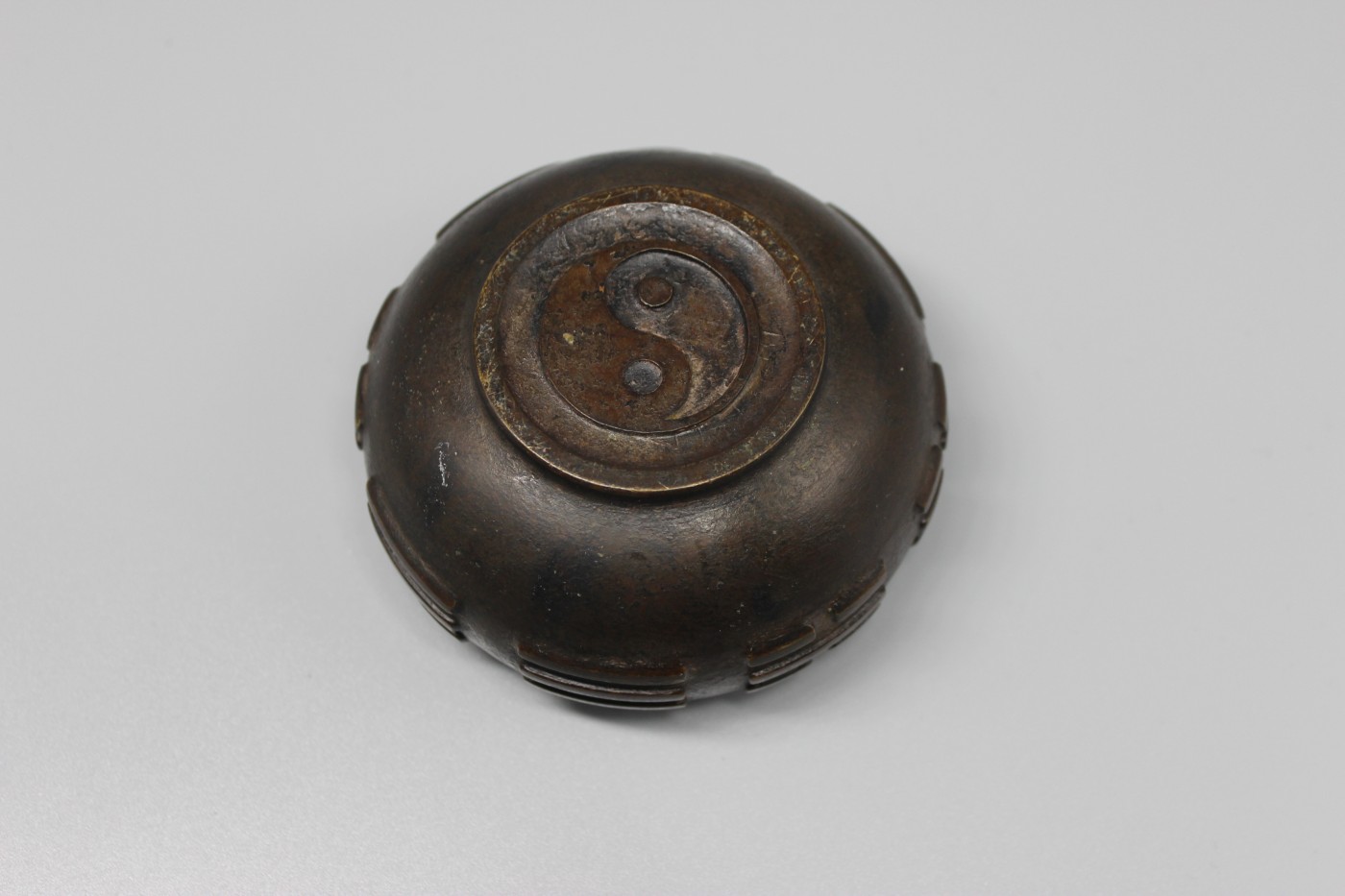 文物商店库出专场 铜 八卦炉