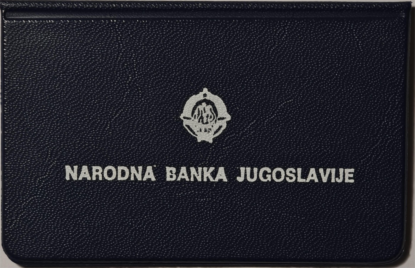 紫瑗钱币——第334期拍卖 南斯拉夫 1983年 纳若维河战役和苏捷斯卡河战役 40周年 纪念币 2枚套 UNC 原包装