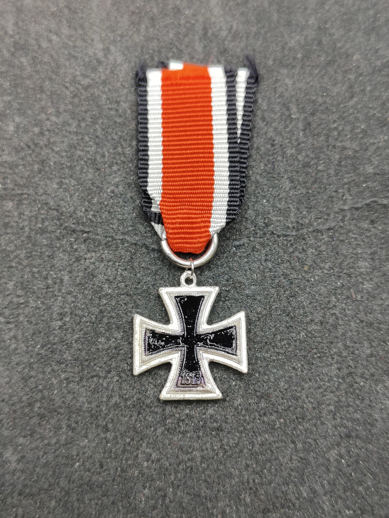 全场0元起拍 第143期 咸鱼国勋章拍卖专场 3月31日（周日）下午6：00开始 西德57版 铁十字勋章 mini章