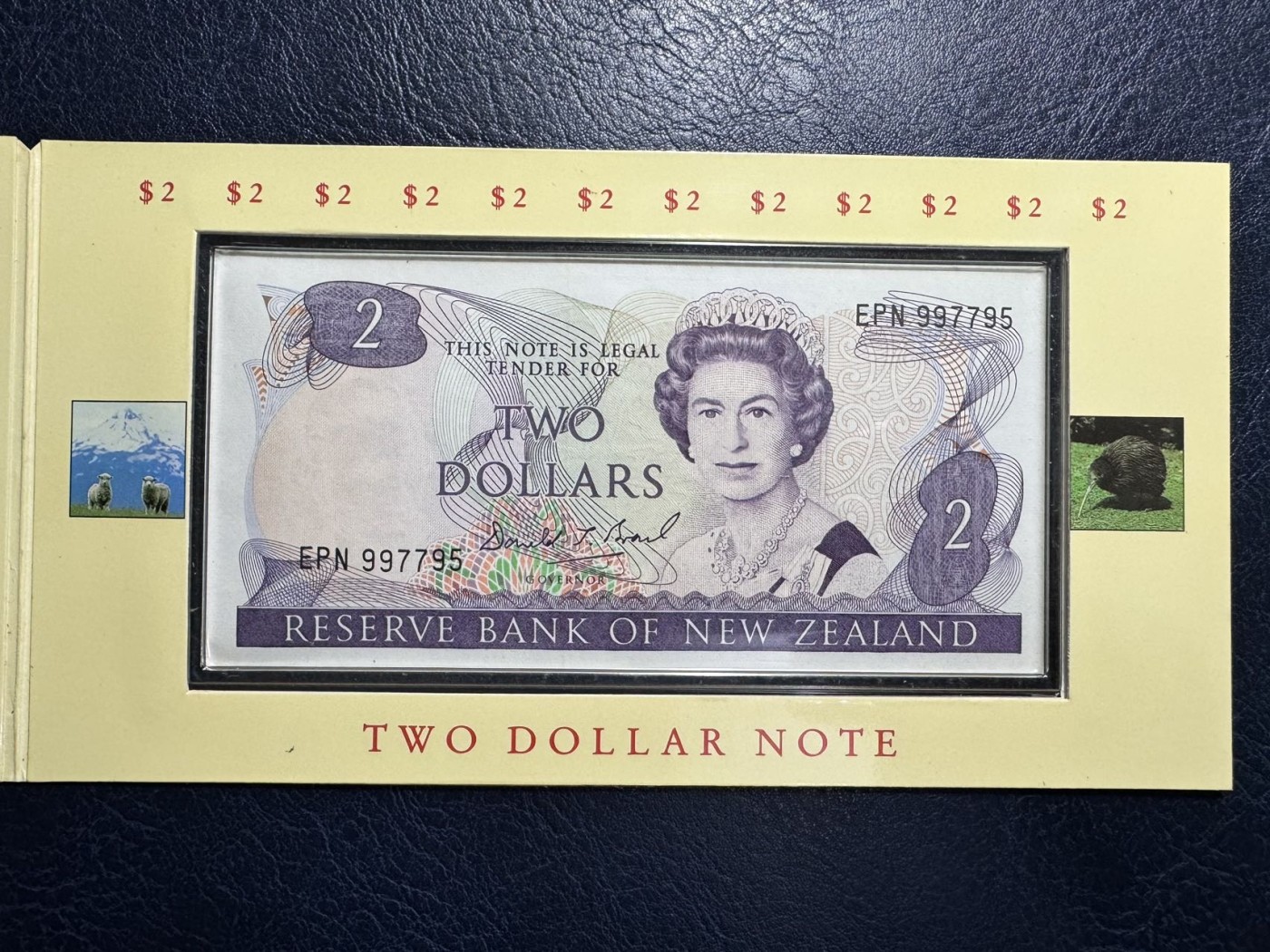 收藏联盟Quantum Auction 第334期拍卖  新西兰1和2元硬币纸币册 品相UNC 
