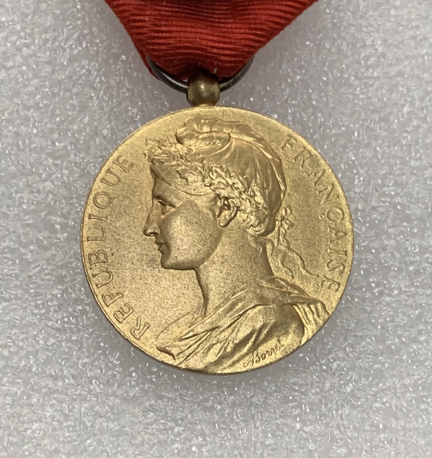 瓶子🏺第134期拍卖会  法国劳动镀金银奖章 丰饶角银标 15.2克