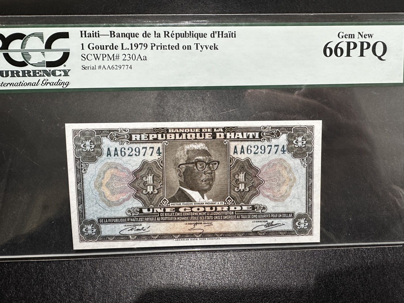 《外钞收藏家》第三百五十八期（连拍第三场） 1979年海地1面额 AA冠 PCGS66