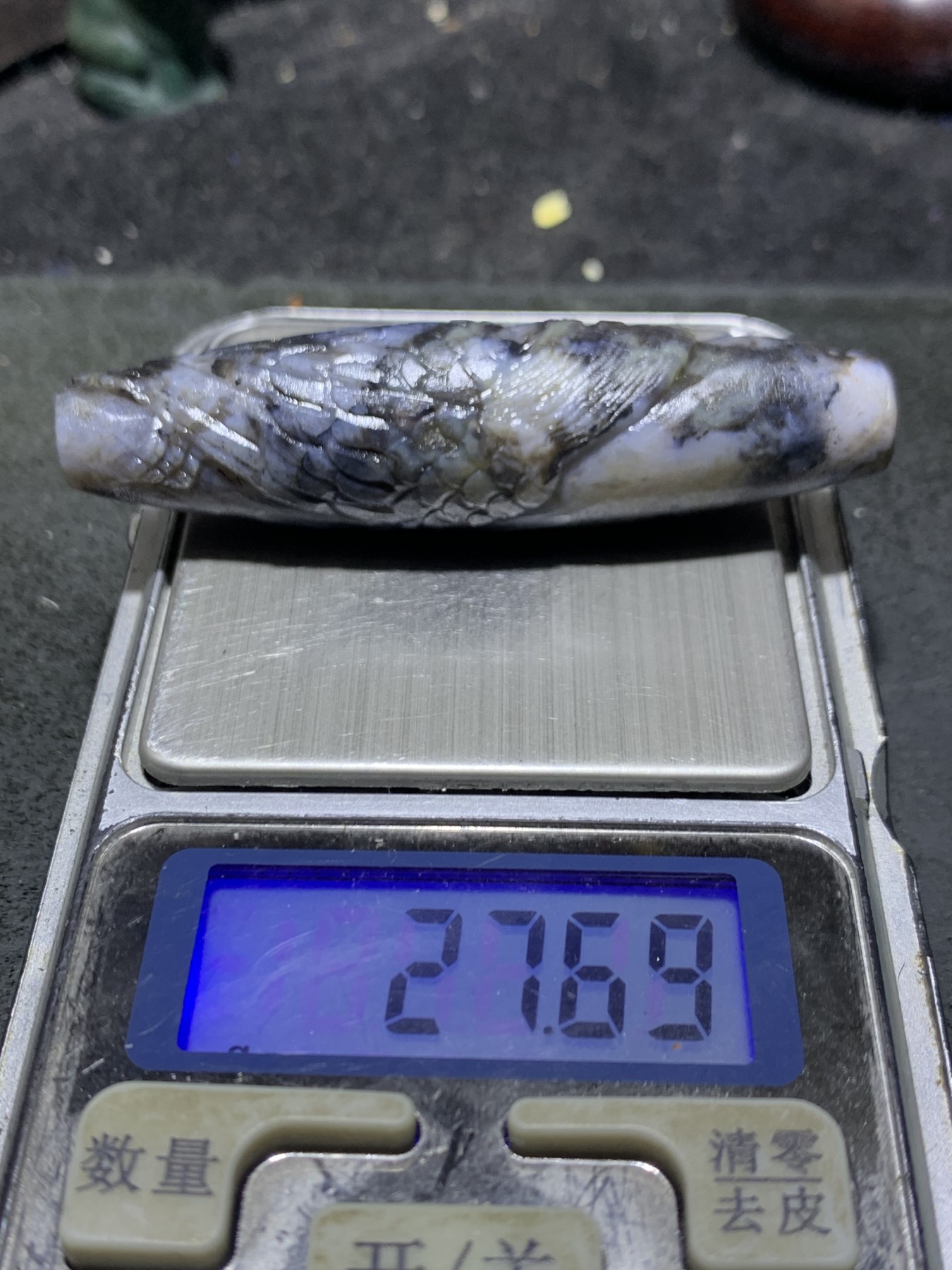 精美亚光高玉化巴西玛瑙手工俏色巧雕雄鹰吊坠（把件）一个！