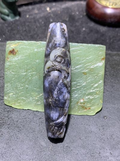 精美亚光高玉化巴西玛瑙手工俏色巧雕雄鹰吊坠（把件）一个！ - 精美亚光高玉化巴西玛瑙手工俏色巧雕雄鹰吊坠（把件）一个！