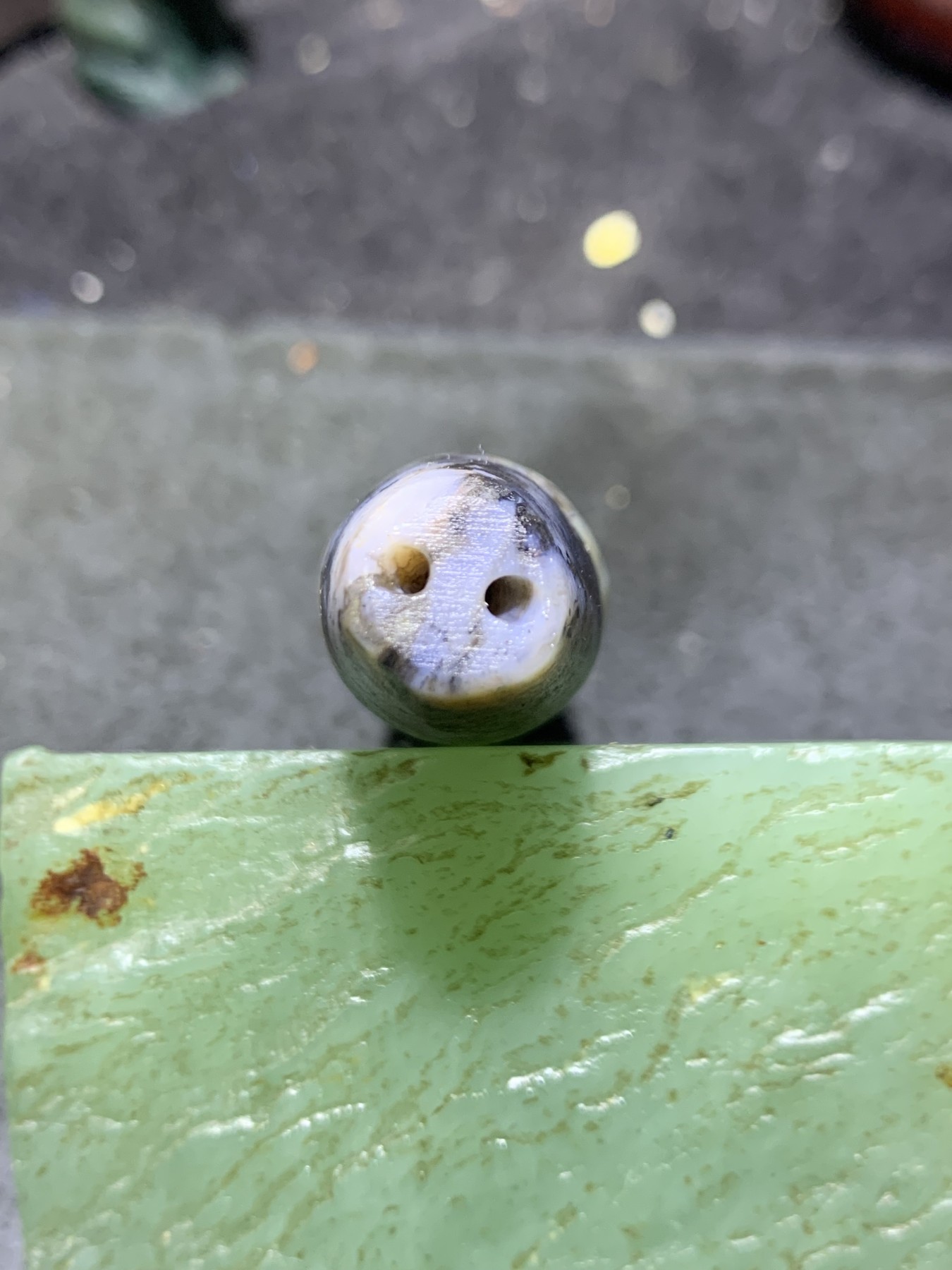 精美亚光高玉化巴西玛瑙手工俏色巧雕雄鹰吊坠（把件）一个！