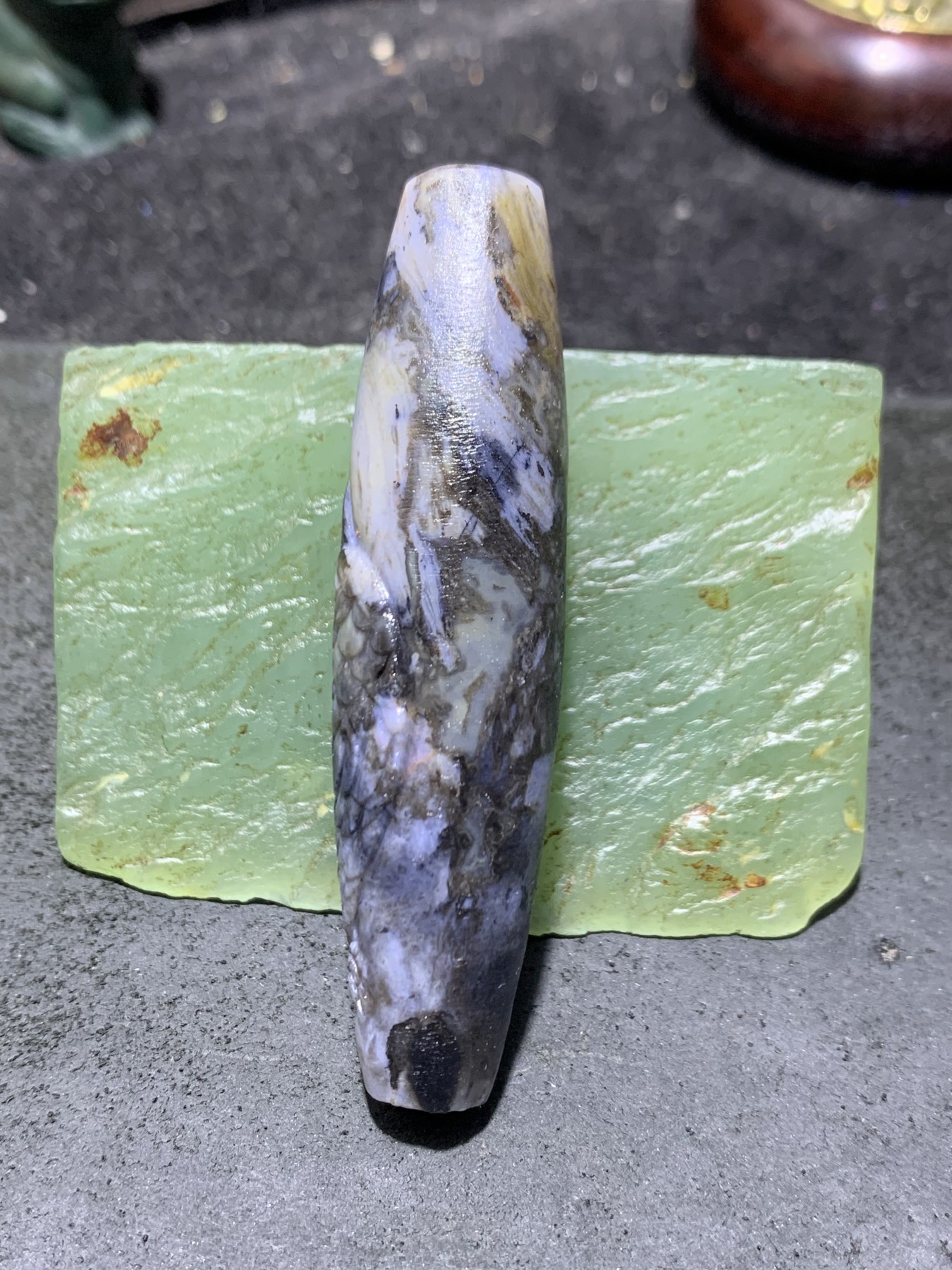 精美亚光高玉化巴西玛瑙手工俏色巧雕雄鹰吊坠（把件）一个！