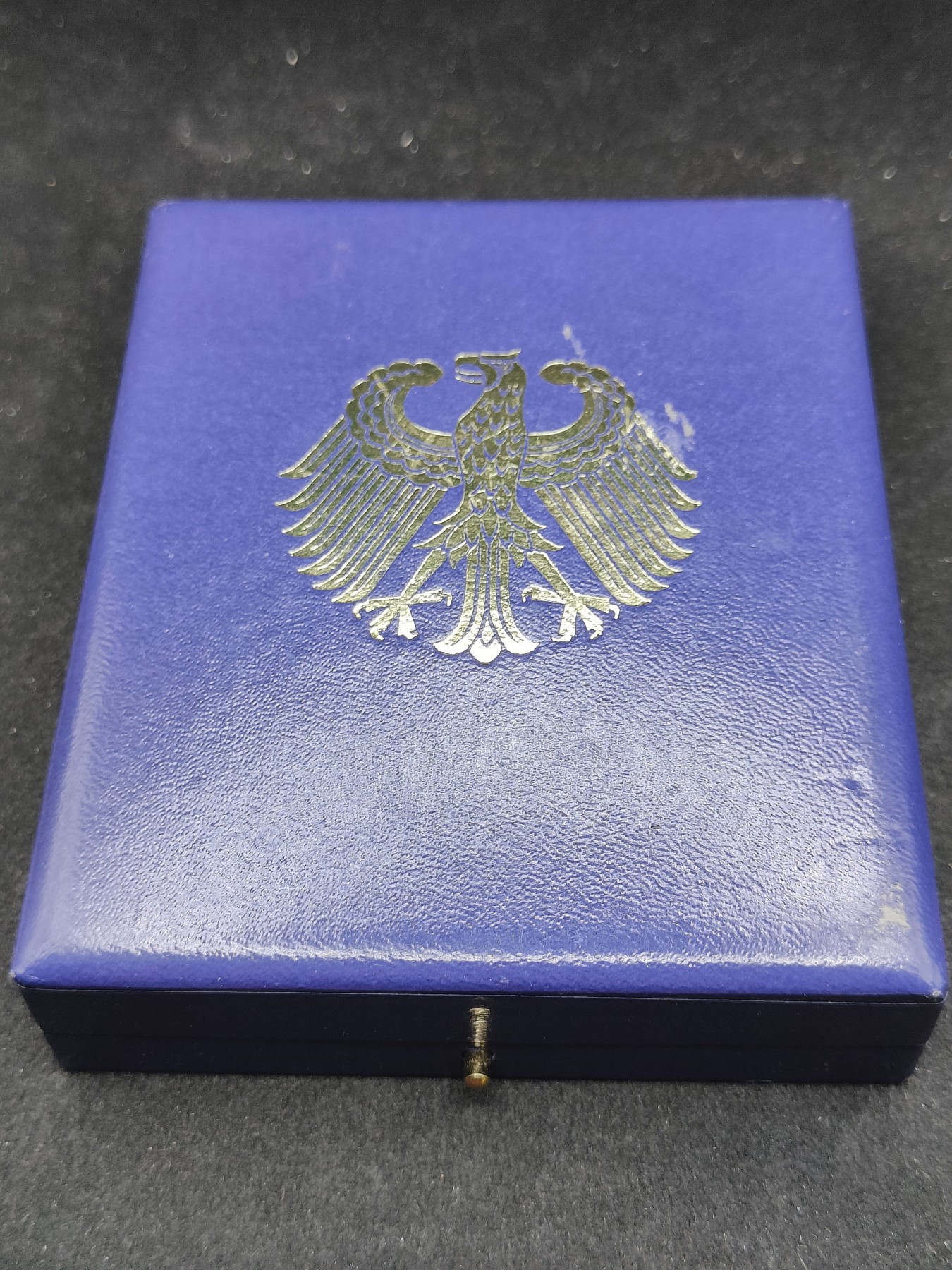 全场0元起拍 第143期 咸鱼国勋章拍卖专场 3月31日（周日）下午6：00开始 西德联邦十字勋章