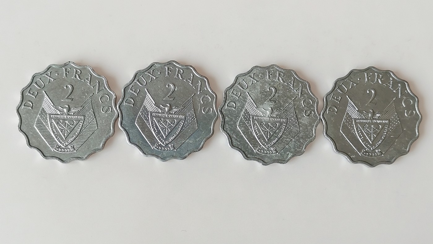 第一海外回流一元起拍收藏 散币专场 第74期 1970年卢旺达2法郎纪念币 4枚