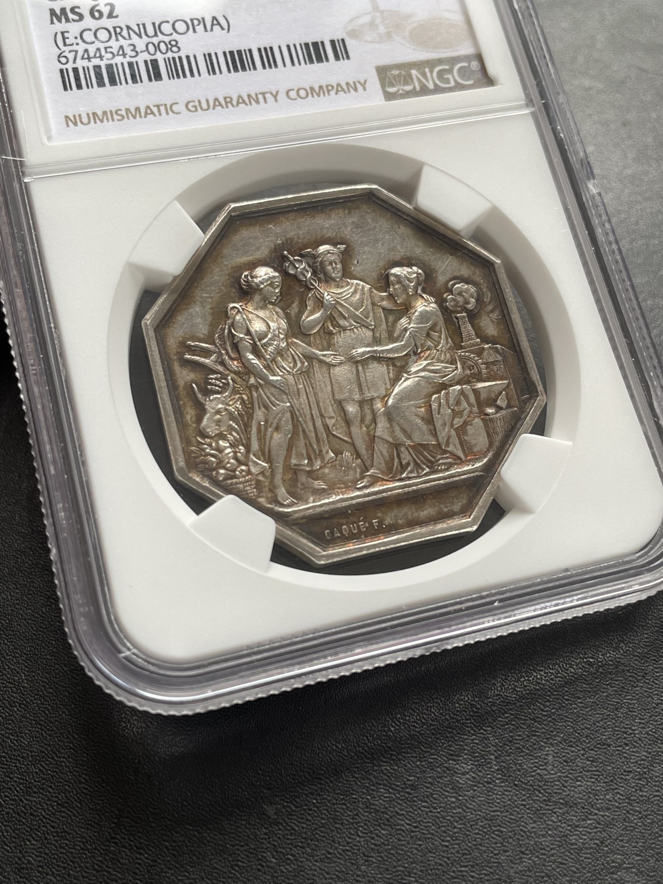 「木头集藏」章牌专场-第39期 法国圣昆廷商会银章  直径：37mm，边铭：丰饶角 ARGENT