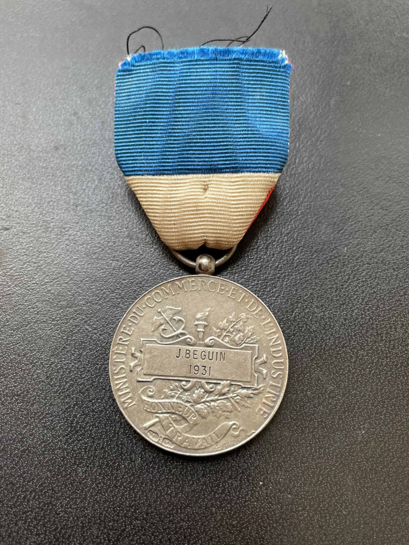 「木头集藏」章牌专场-第39期 1931年法国劳动银勋章  直径：27 mm，11g，丰饶角 1 （950银）