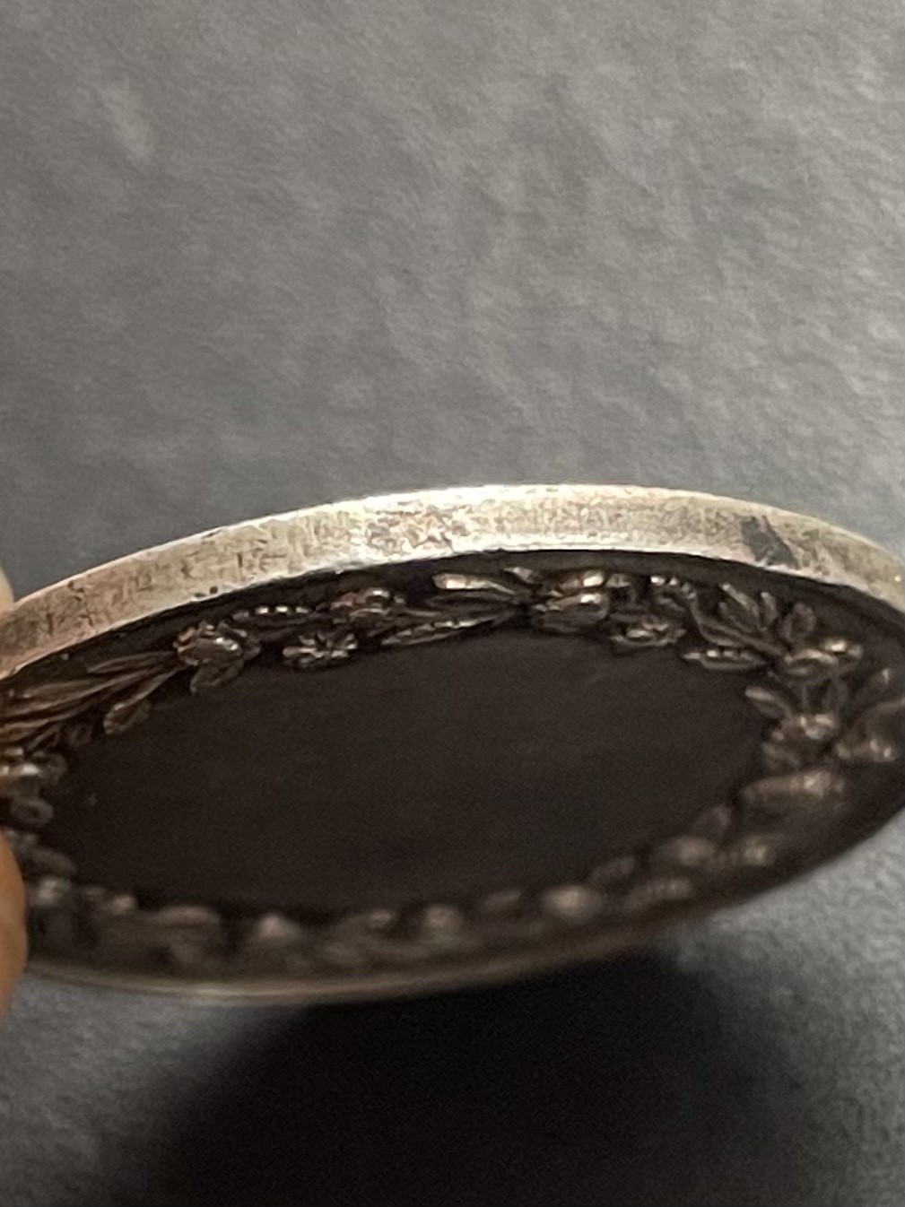 「木头集藏」章牌专场-第39期 法国婚礼银章  直径：24mm，5.1g，边铭：蜜蜂 ARGENT