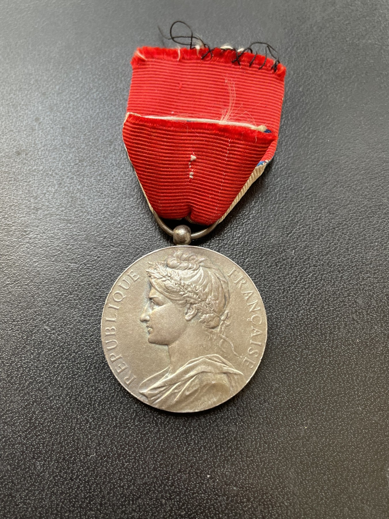 「木头集藏」章牌专场-第39期 1931年法国劳动银勋章  直径：27 mm，11g，丰饶角 1 （950银）