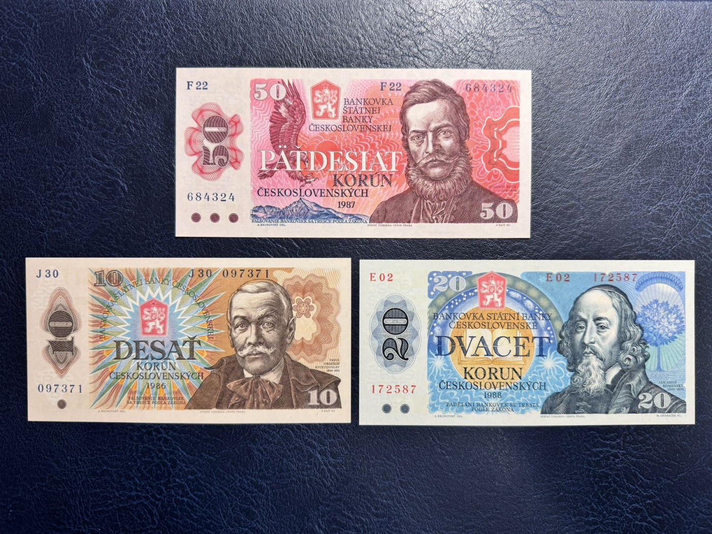 收藏联盟Quantum Auction 第334期拍卖  捷克斯洛伐克1985-89年10到1000克朗 品相全新UNC