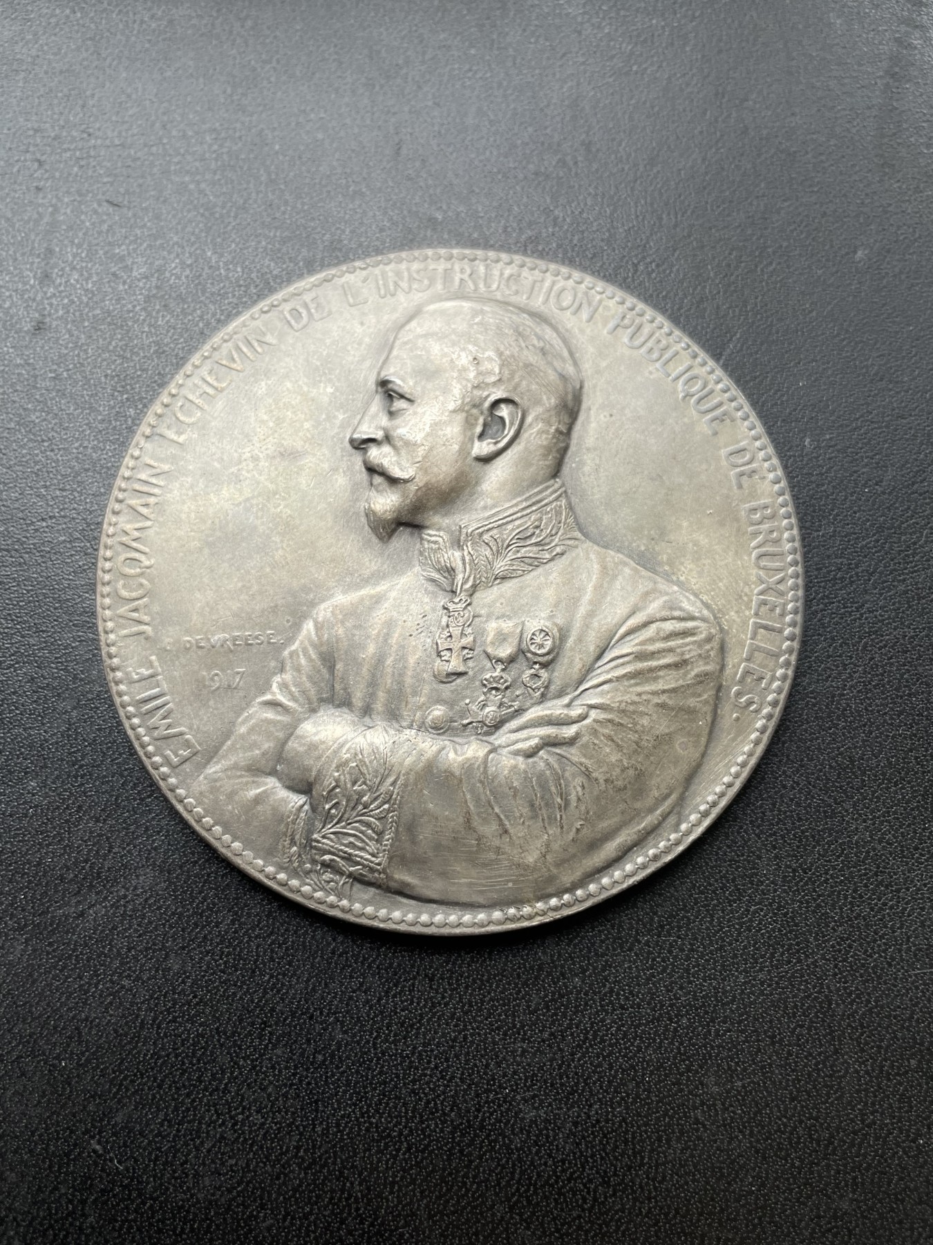 「木头集藏」章牌专场-第39期 Ch. Samuel～1917埃米尔·雅克曼纪念镀银大铜章  直径：65 mm