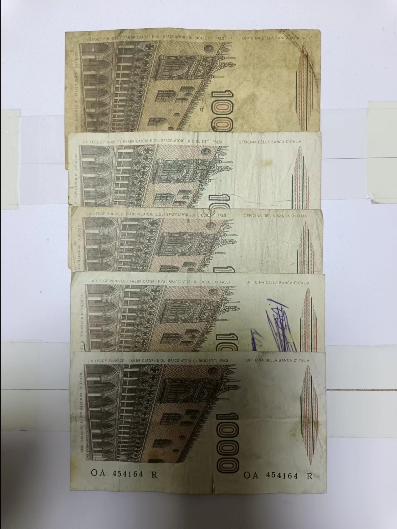 【20240401】非全新硬币和纸币第126场 意大利1000里拉5张纸币，有裂缝和字迹