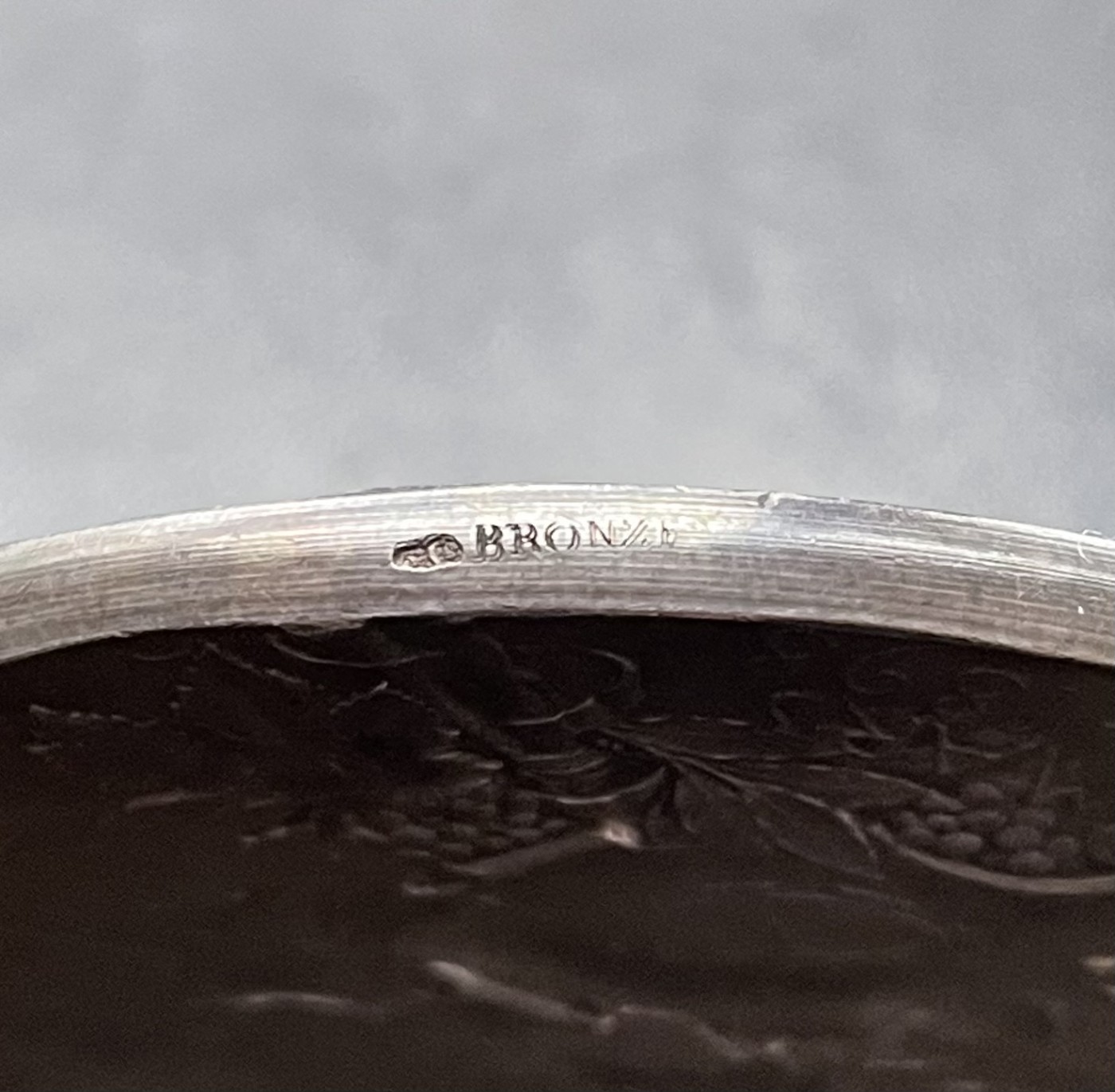 「木头集藏」章牌专场-第39期 F.Vernon～1898米卢斯加入法兰西百年纪念镀银大铜章 直径： 68 mm，146.9 g ，边铭：丰饶角 BRONZE