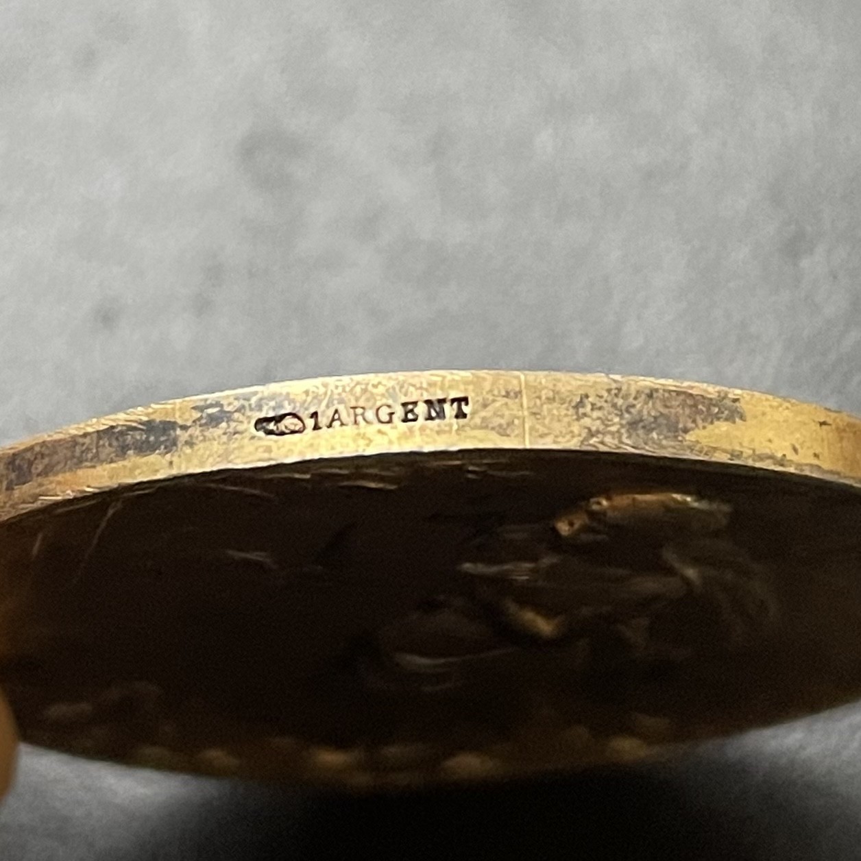 「木头集藏」章牌专场-第39期 O.Roty～法国金山农业联合会镀金银章  直径：36.5 mm，23g ，边铭：丰饶角 1 ARGENT，品相不错。