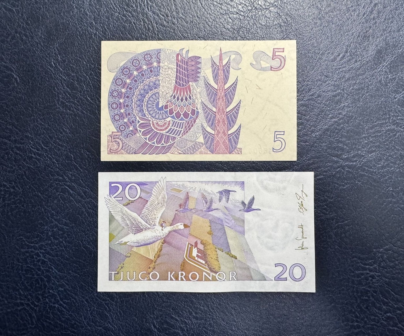 收藏联盟Quantum Auction 第334期拍卖  瑞典1977年5克朗和2008年20克朗 品相UNC和UNC- 