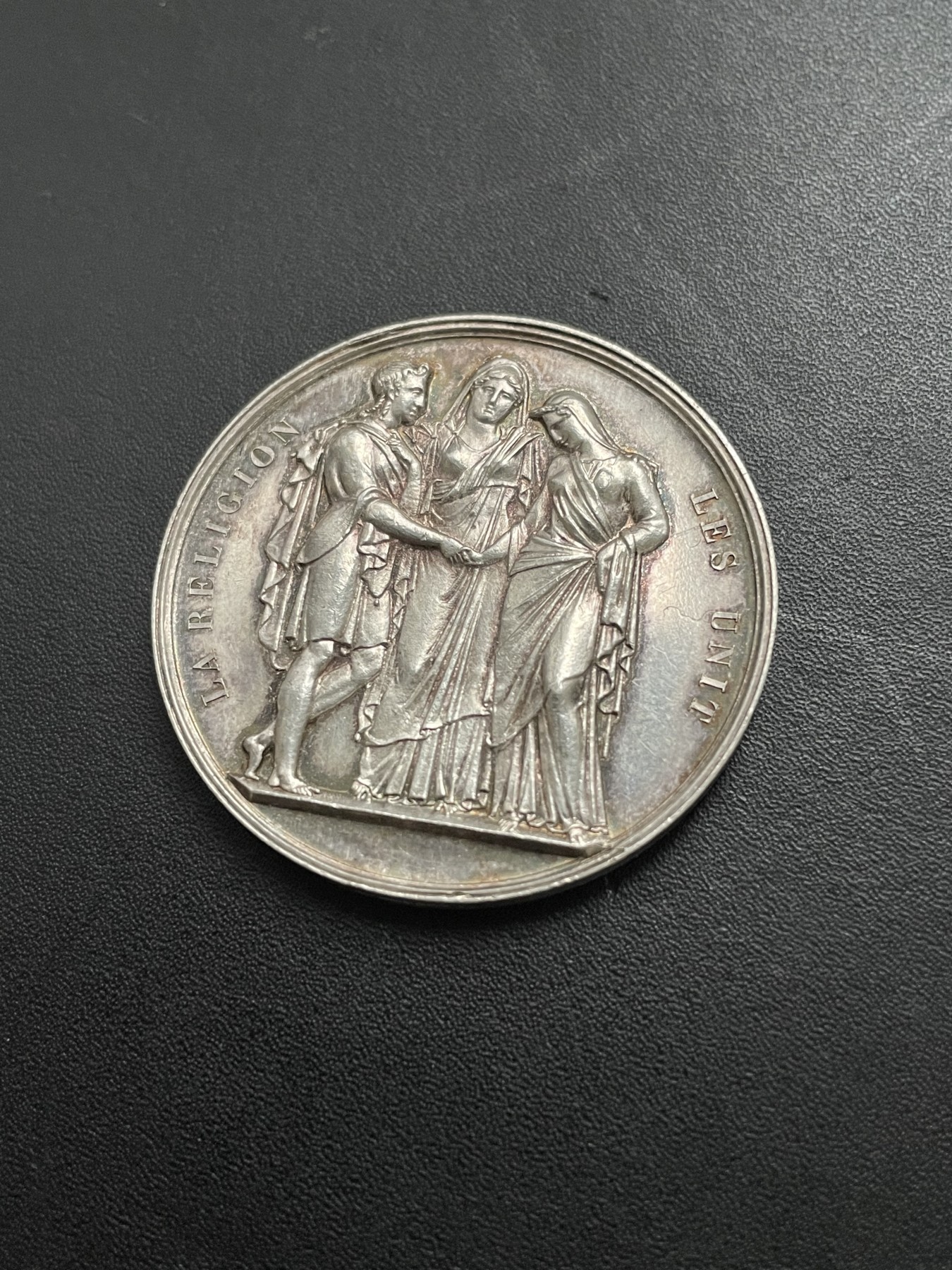 「木头集藏」章牌专场-第39期 1868年法国婚礼银章  直径：37mm，21.8g，边铭：蜜蜂 ARGENT