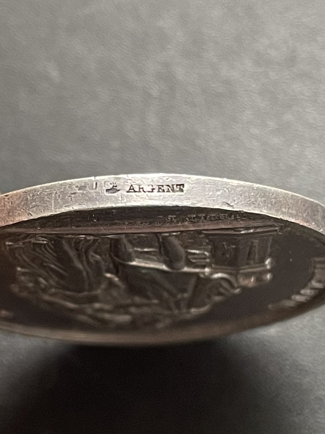 「木头集藏」章牌专场-第39期 法国婚礼银章  直径：33 mm，15.9g，边铭：船首 ARGENT （1842-1845年）