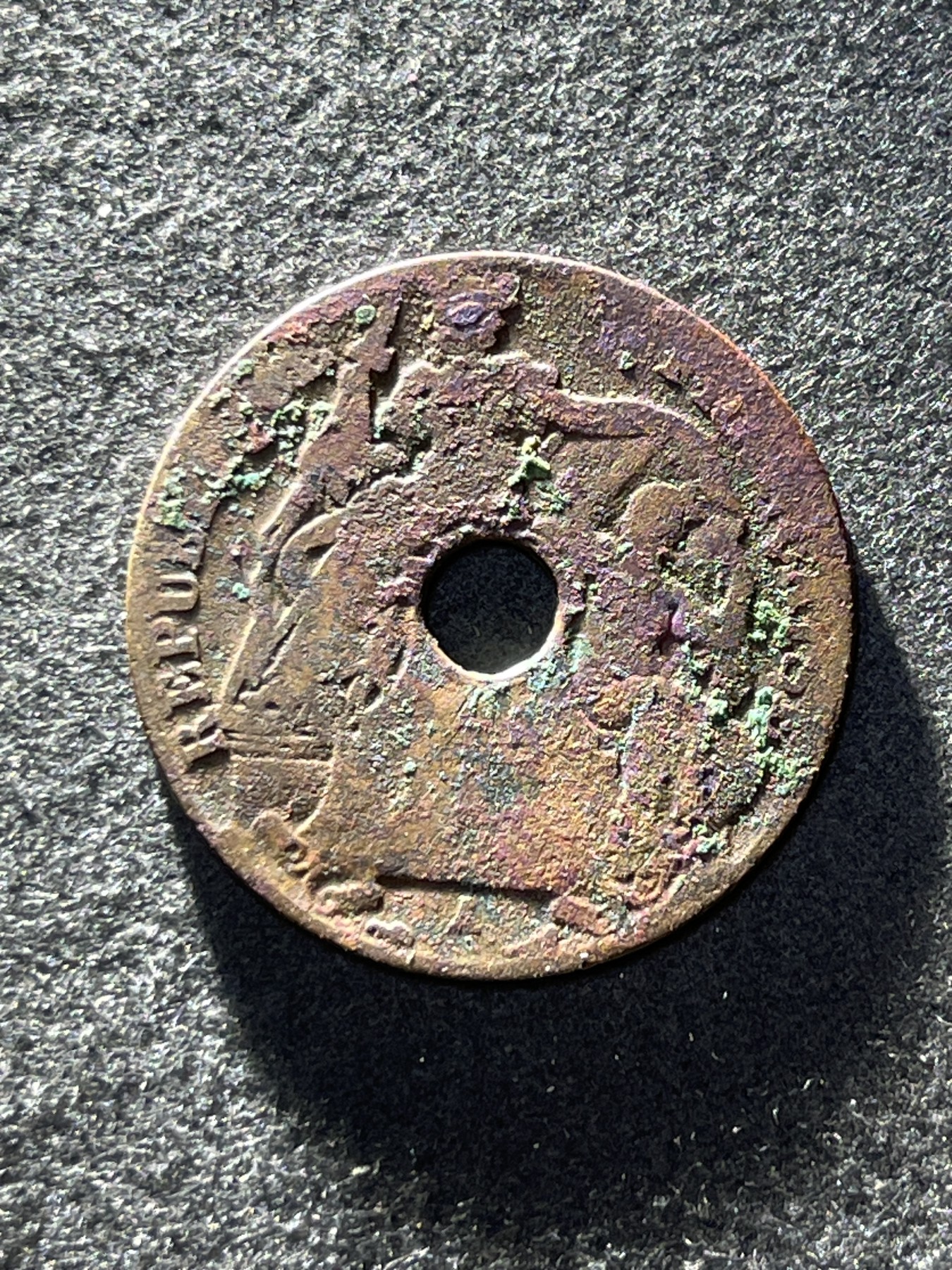 神仙姐姐散币好品专场第二十六期（无佣金满邮自动发出 法属印度支那 百分之一