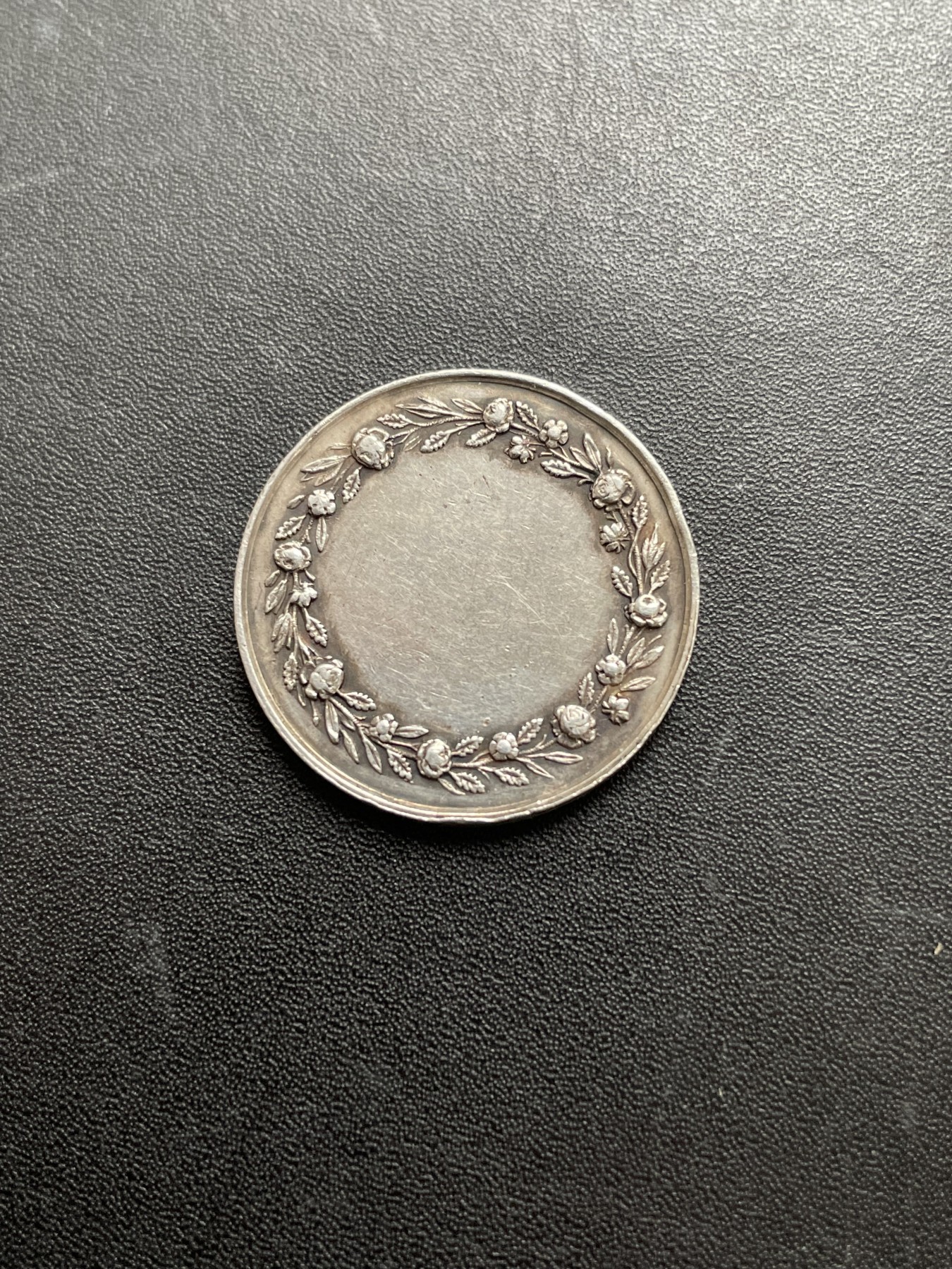 「木头集藏」章牌专场-第39期 法国婚礼银章  直径：24mm，5.1g，边铭：蜜蜂 ARGENT