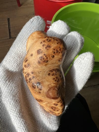 零元拍：崖柏瘤花随型手把件，十年前的存货了，油性极大。 - 零元拍：崖柏瘤花随型手把件，十年前的存货了，油性极大。