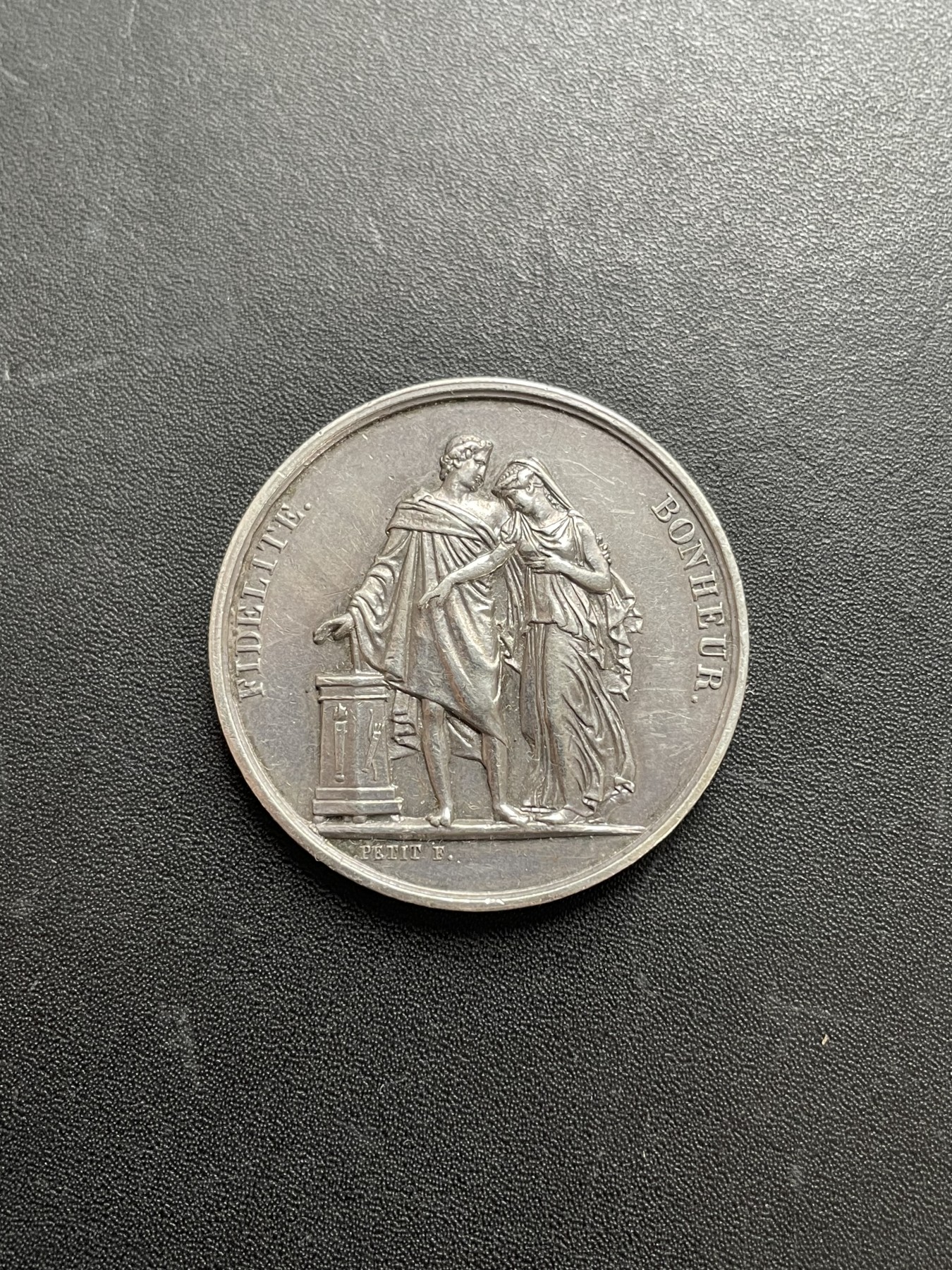 「木头集藏」章牌专场-第39期 法国婚礼银章  直径：33 mm，15.9g，边铭：船首 ARGENT （1842-1845年）