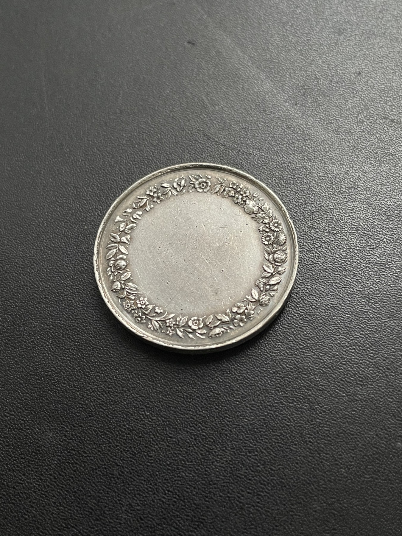 「木头集藏」章牌专场-第39期 法国婚礼银章  直径：27.5mm，9.7g，边铭：蜜蜂 ARGENT