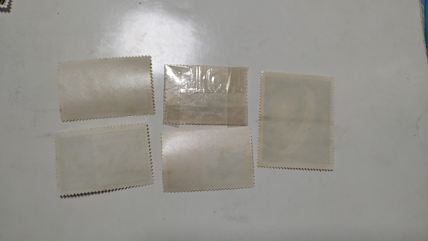 一月邮币社第二十二期拍卖国际邮票专场 卢旺达奥运会等新票