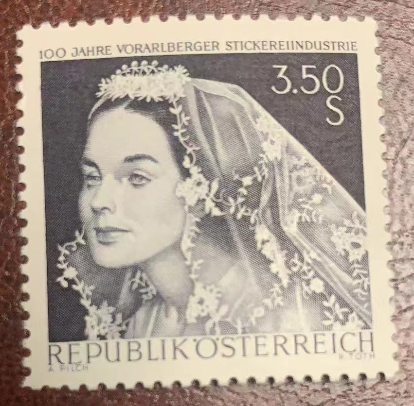 奥地利1968年婚纱美女模特邮票