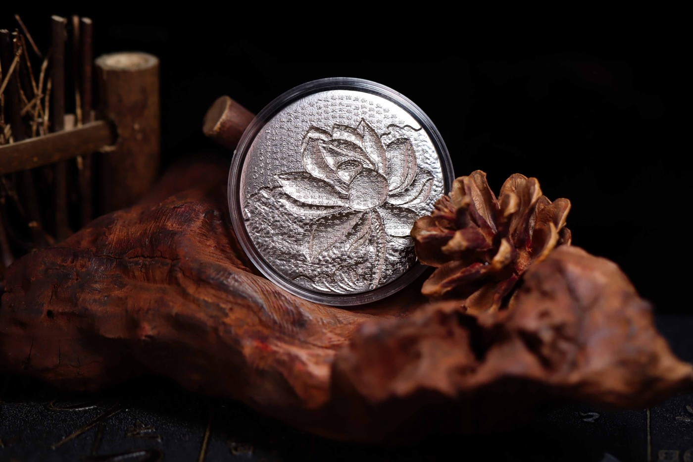 CSIS-GREAT评级精品钱币拍卖第二百四十期 拍多少算多少 加蓬2025年千手千眼观世音观音菩萨2盎司仿古双面高浮雕纪念银币