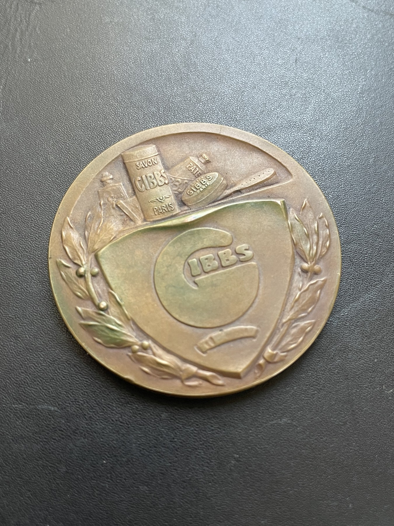 「木头集藏」章牌专场-第39期 法国射击形象铜章  直径：50 mm，边铭：三角 BRONZE