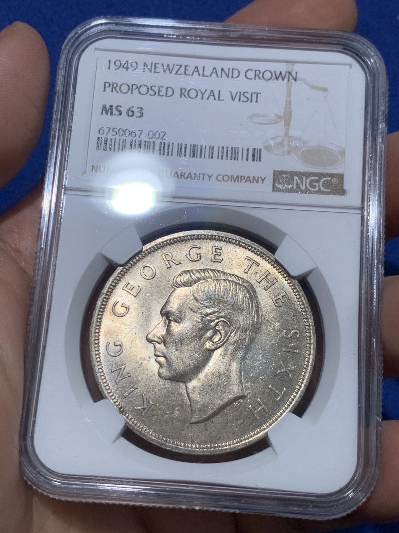 《竞宝斋》第253场-周日，周一，周二 3场连拍 (全场包邮) NGC MS63 新西兰1949年乔六皇家访问1克朗大银币