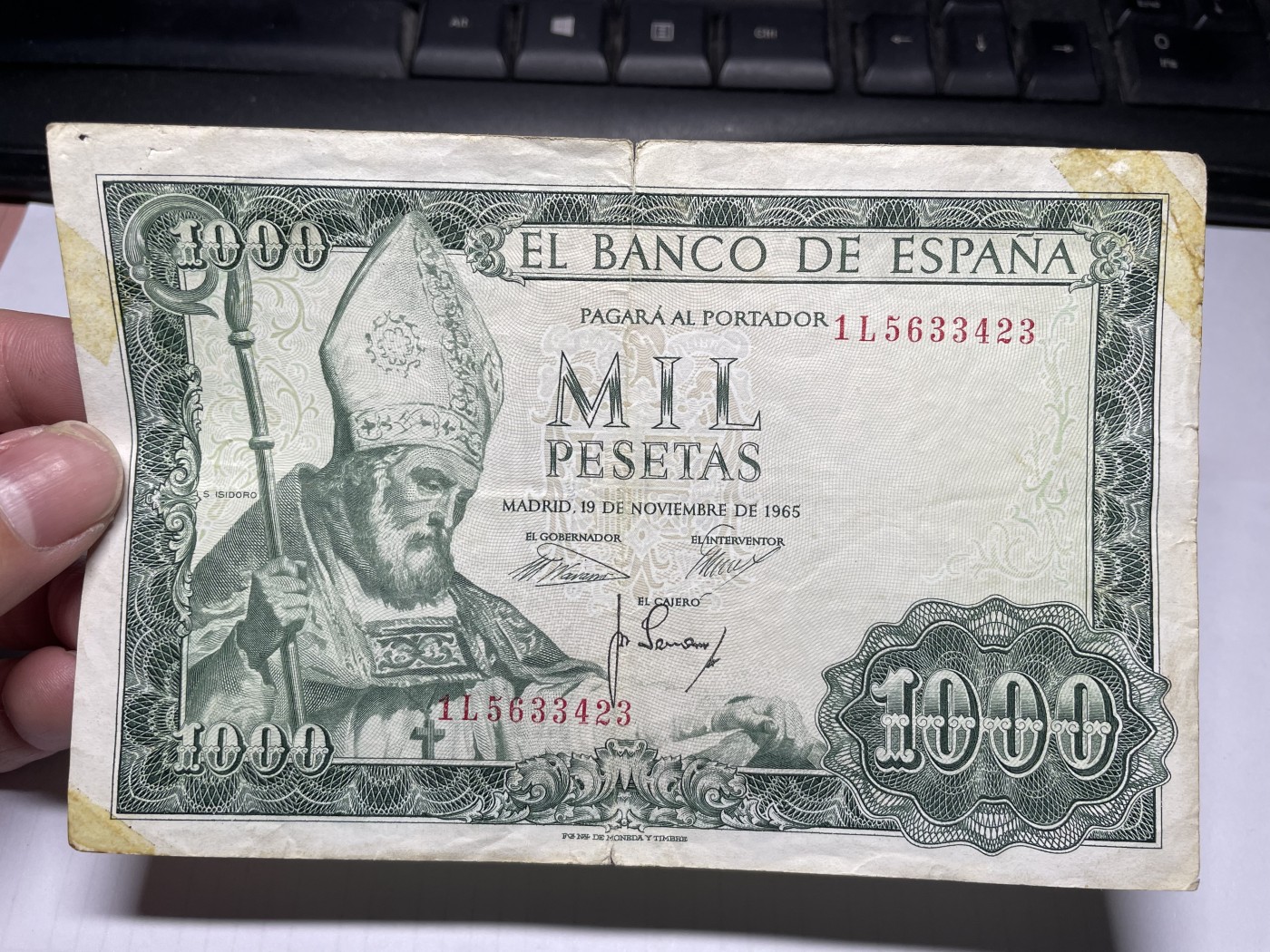 2024年集古藏今外币拍卖第三期-第7场—（总第27拍） 1965年意大利1000里拉，有胶贴