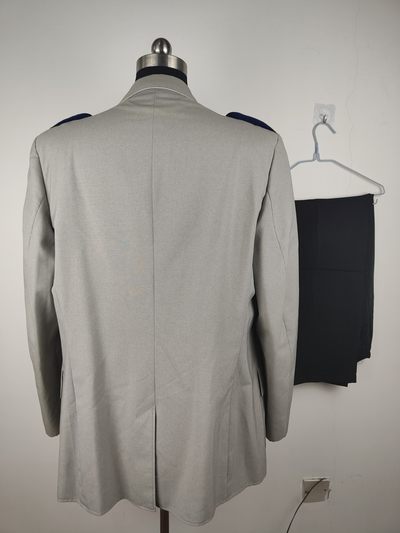 全场0元起拍 第144期 咸鱼国勋章拍卖专场 4月3日（周三）下午6：00开始 西德陆军军医上校制服 胸围114肩宽50 衣长85 袖长67裤子腰围90 裤长99