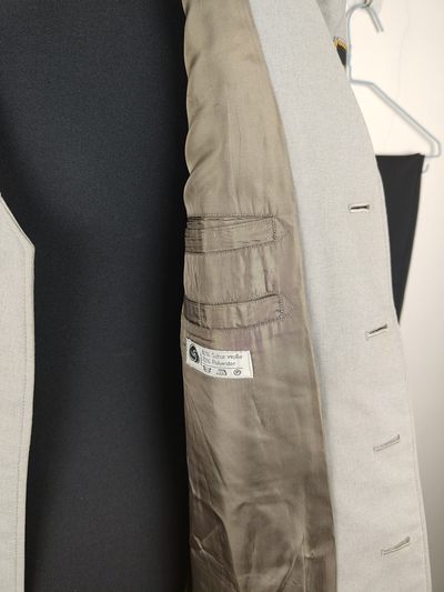 全场0元起拍 第144期 咸鱼国勋章拍卖专场 4月3日（周三）下午6：00开始 西德陆军军医上校制服 胸围114肩宽50 衣长85 袖长67裤子腰围90 裤长99