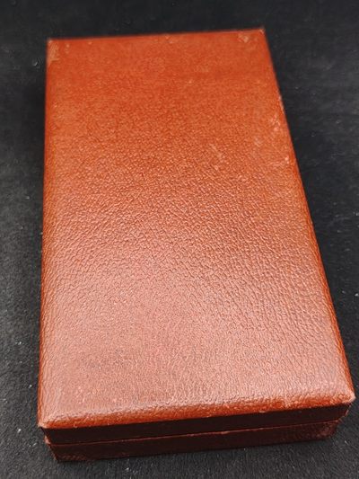 全场0元起拍 第144期 咸鱼国勋章拍卖专场 4月3日（周三）下午6：00开始 东德 早期劳动旗帜勋章 带盒略